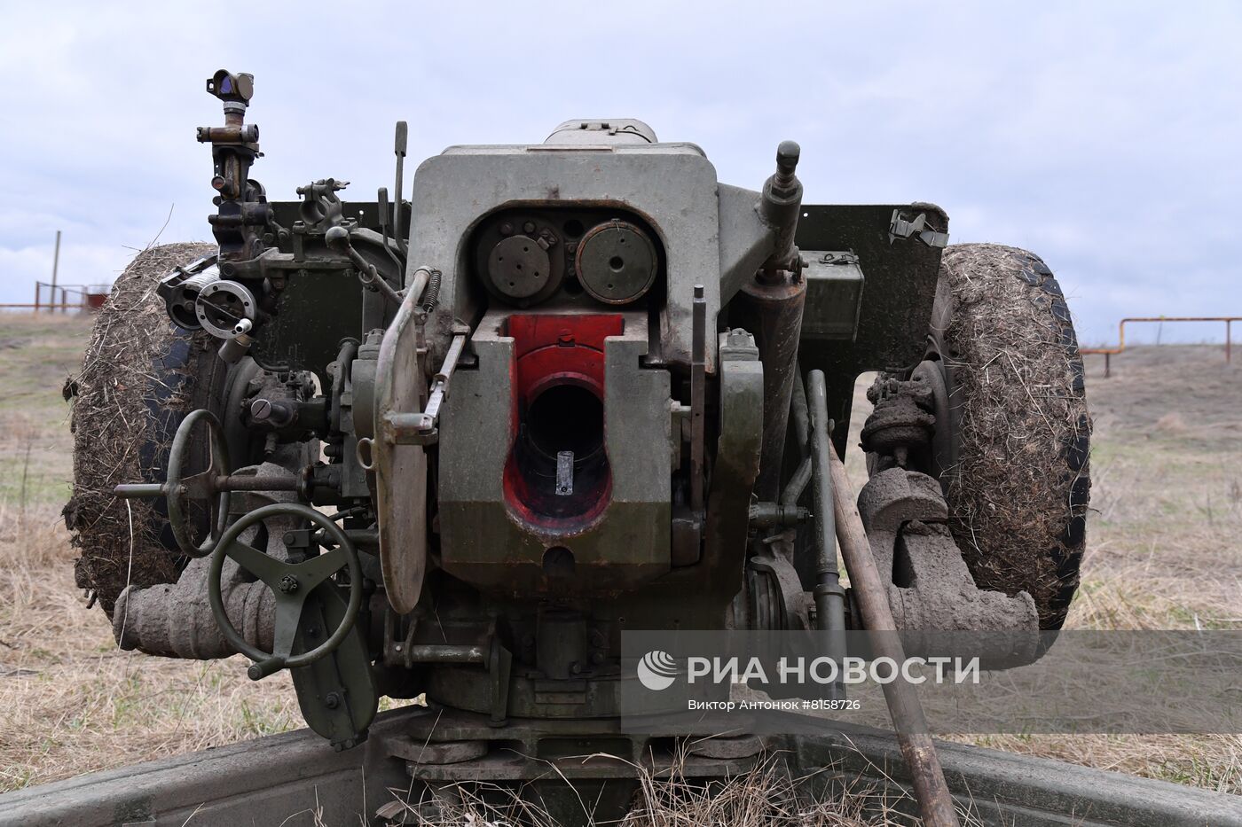Работа артиллерийского взвода Народной милиции ЛНР
