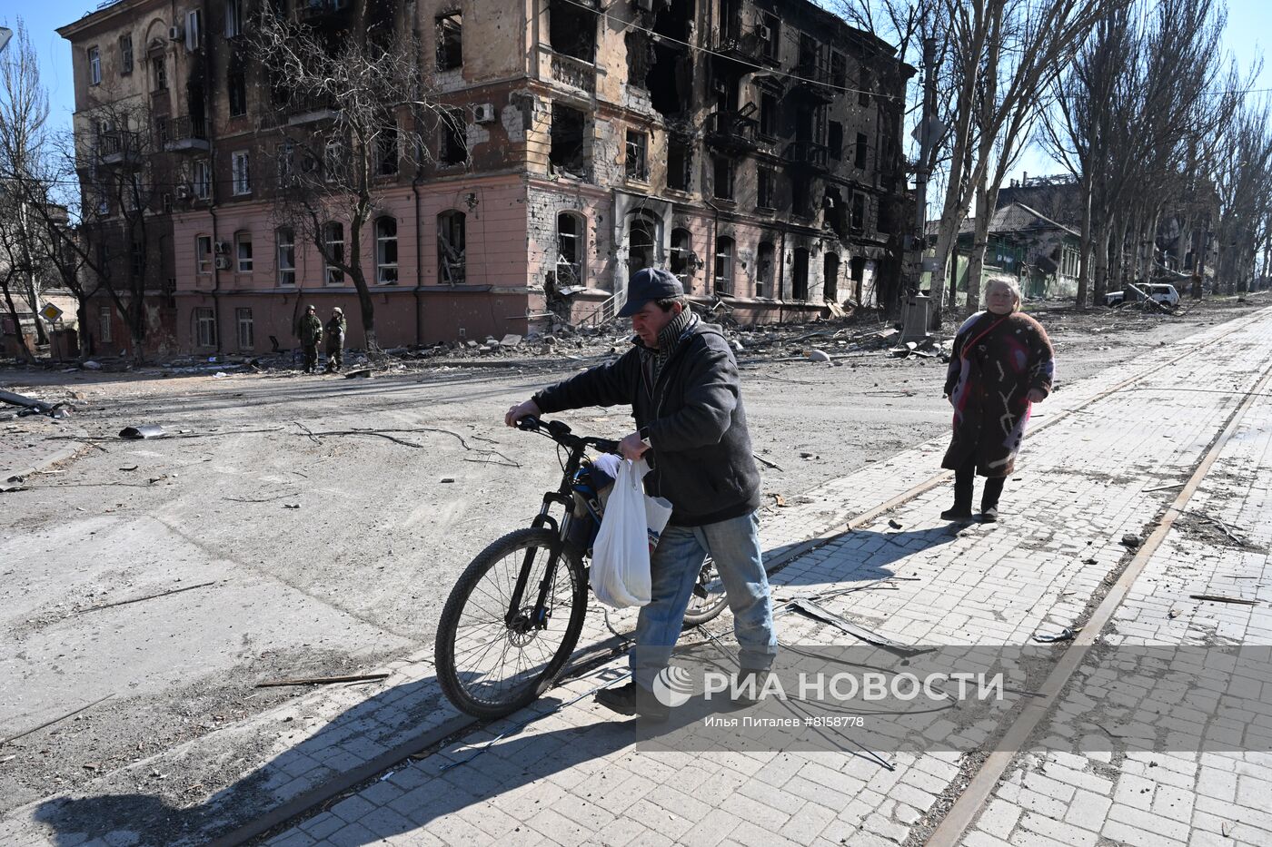 Повседневная жизнь в Мариуполе