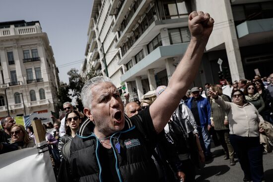 Митинги в Греции против повышения цен и вовлечения в события на Украине