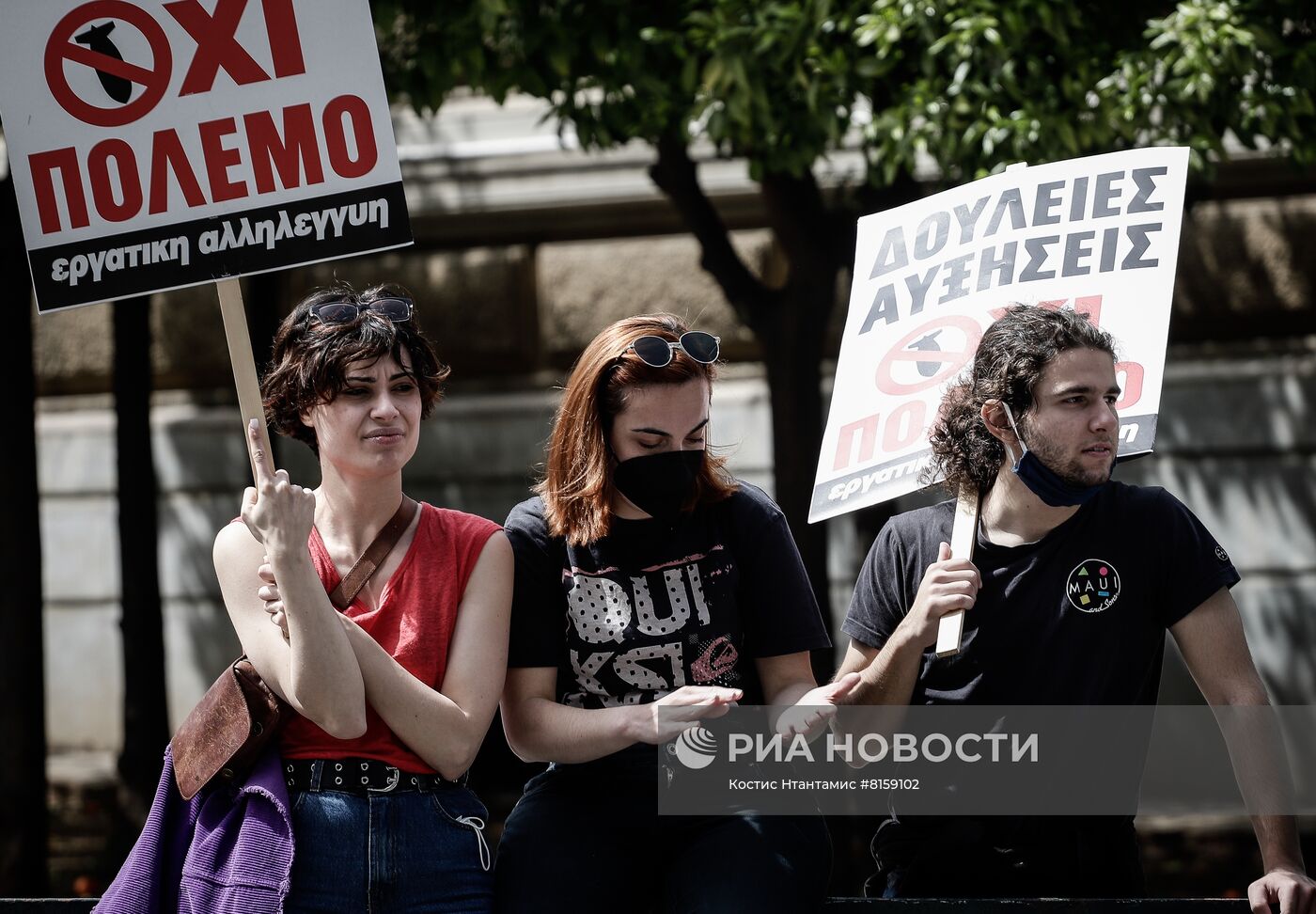 Митинги в Греции против повышения цен и вовлечения в события на Украине