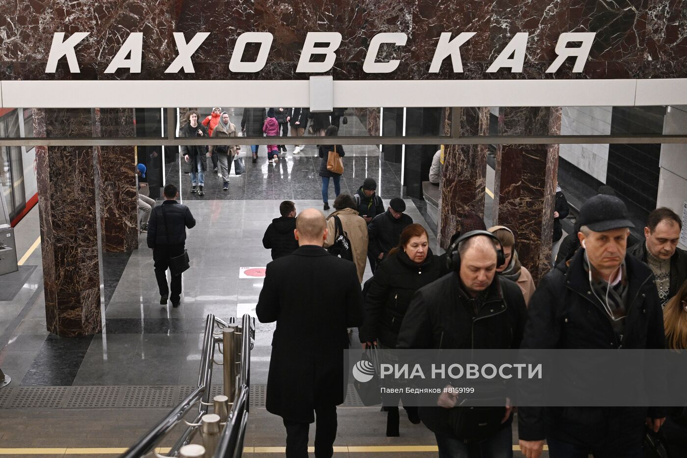 Западный вестибюль станции метро "Каховская" БКЛ открыли после реконструкции