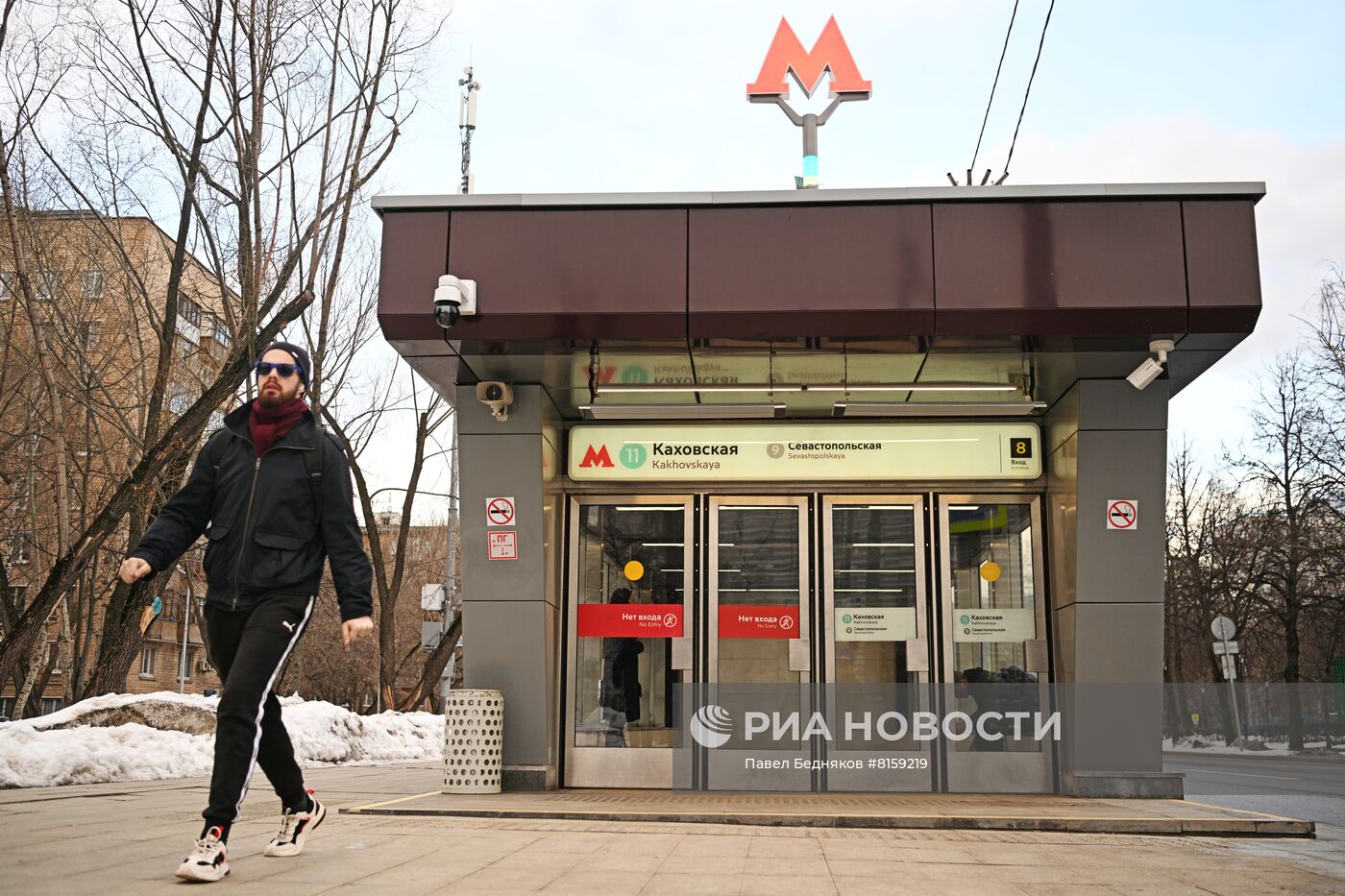 Западный вестибюль станции метро 