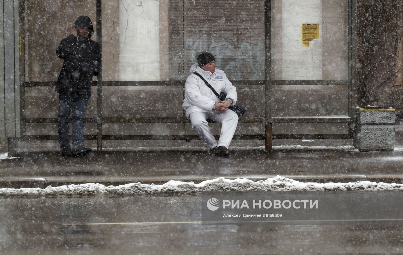 Снег в Санкт-Петербурге