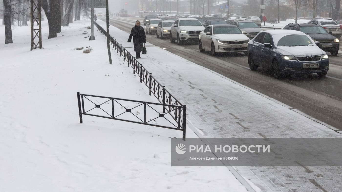 Снег в Санкт-Петербурге