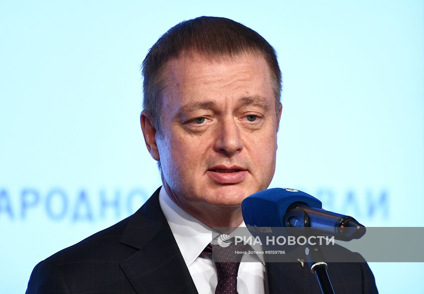 XIII Всероссийский форум деловых СМИ "Деловые СМИ России в новых экономических условиях"