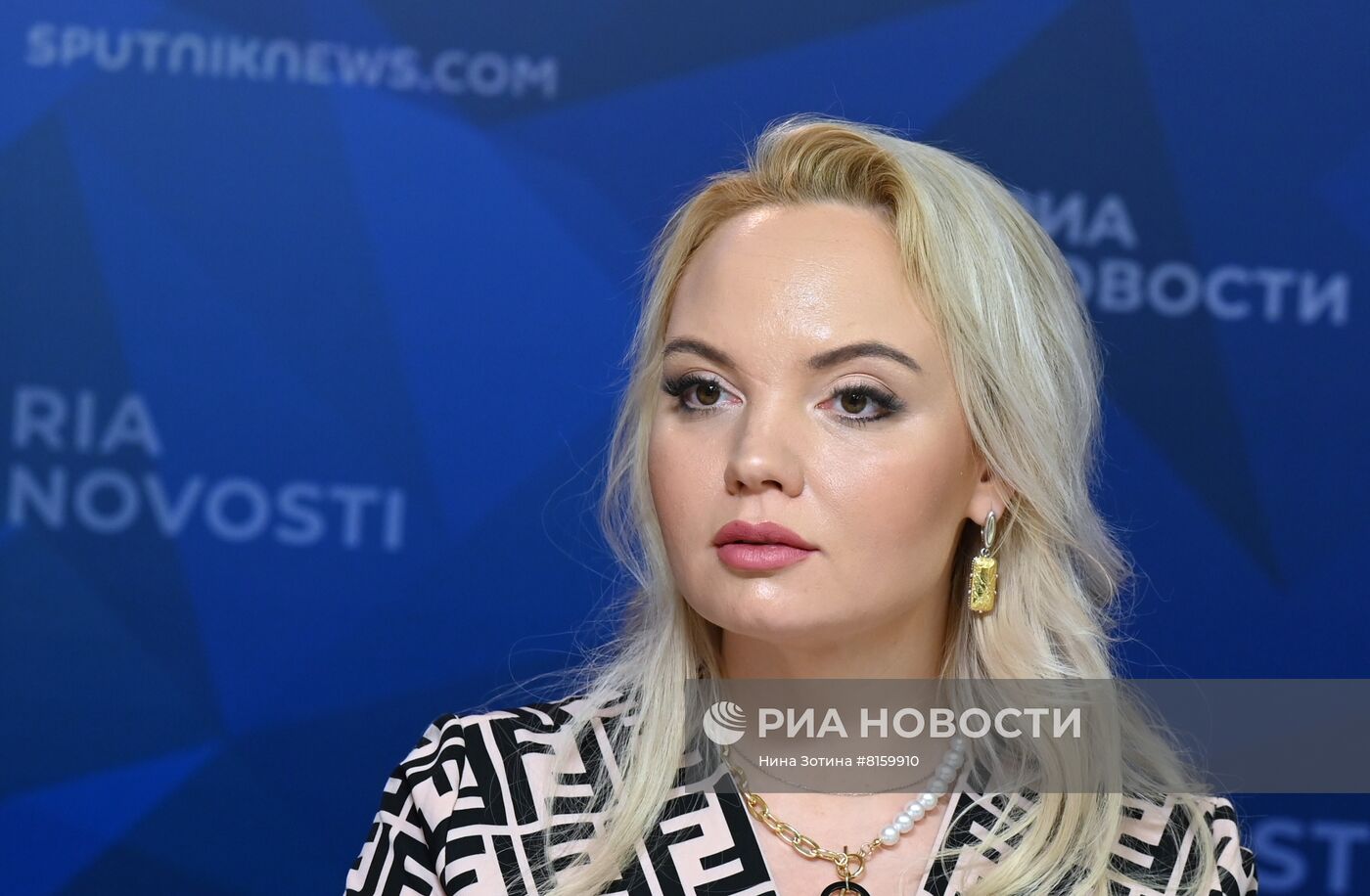 XIII Всероссийский форум деловых СМИ "Деловые СМИ России в новых экономических условиях"