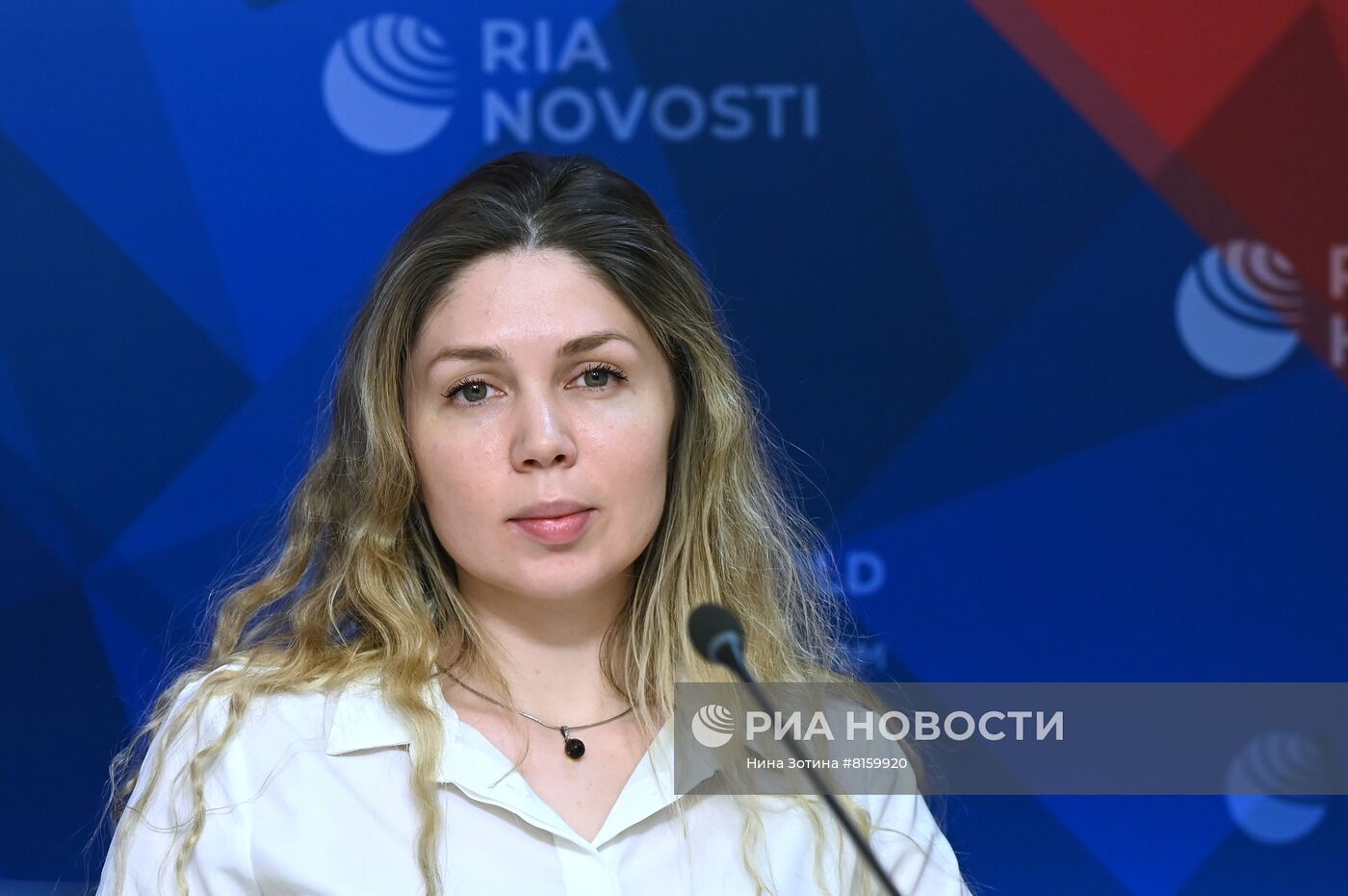 XIII Всероссийский форум деловых СМИ "Деловые СМИ России в новых экономических условиях"