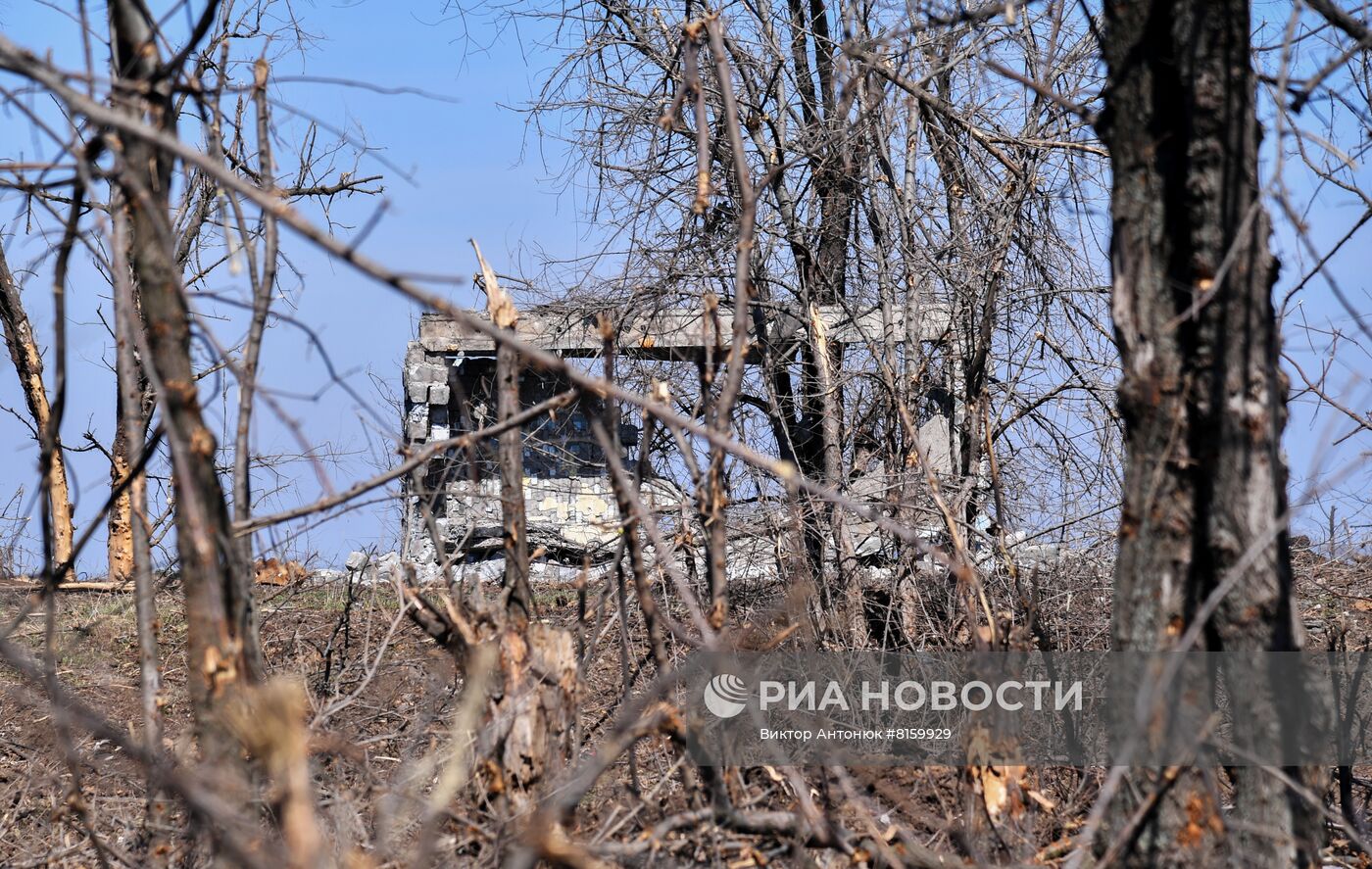 Войска ЛНР заняли опорный пункт ВСУ у поселка Новотошковский