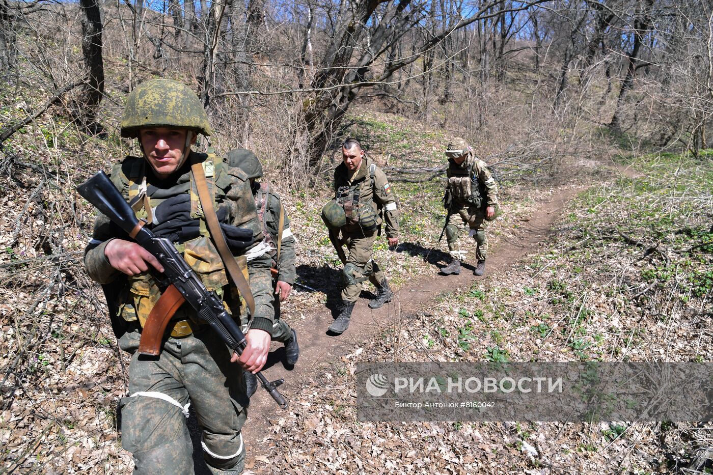 Войска ЛНР заняли опорный пункт ВСУ у поселка Новотошковский