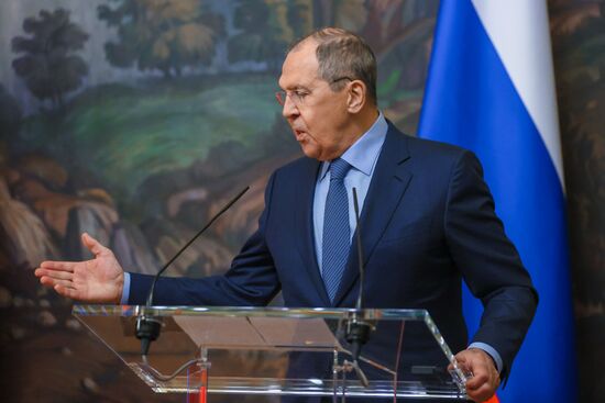 Встреча глав МИД РФ и Бахрейна С. Лаврова и А. аз-Зайяни