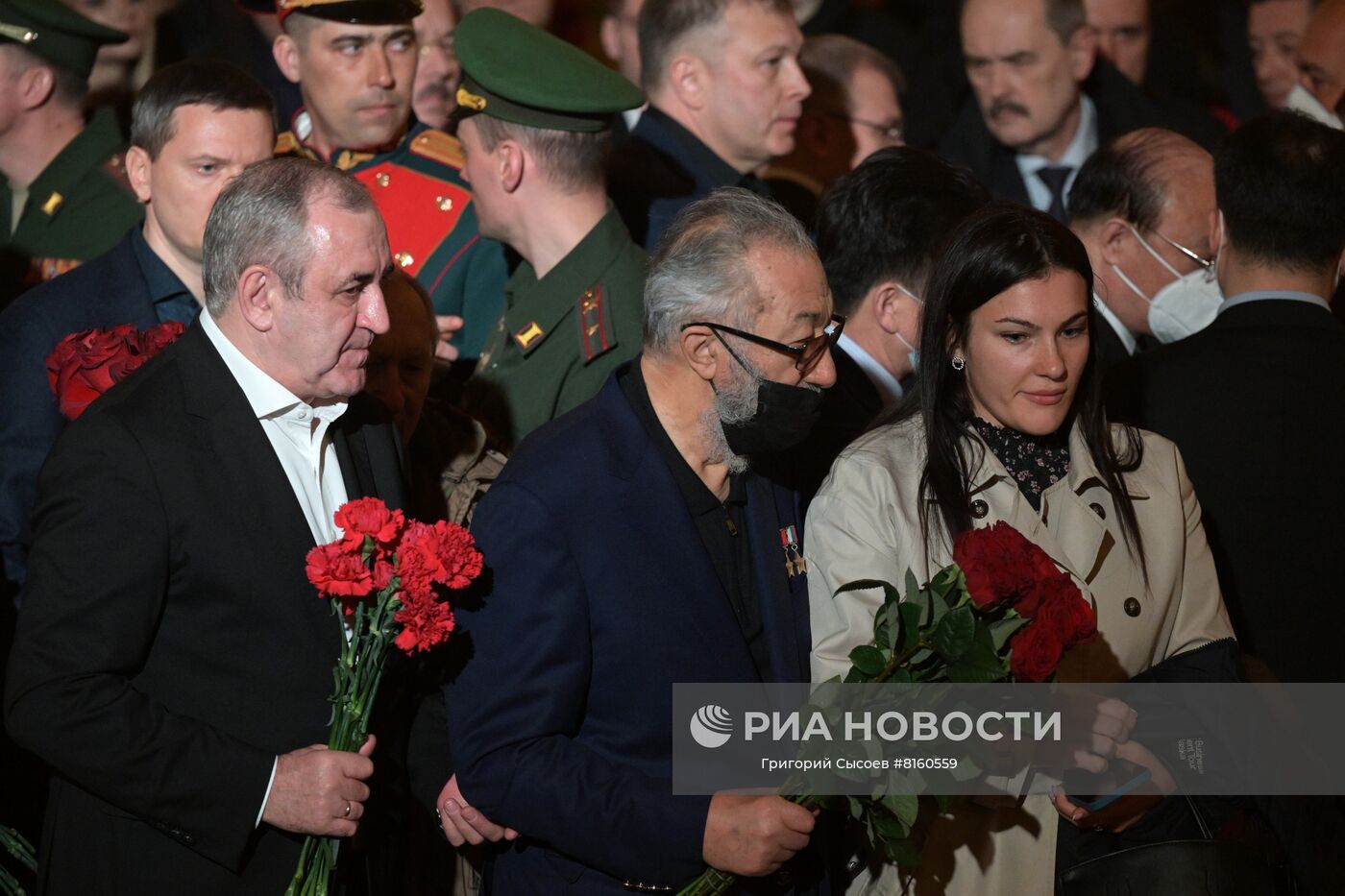 Чилингаров похороны. Церемония прощания с Владимиром Жириновским. Церемония прощания с Жириновским.