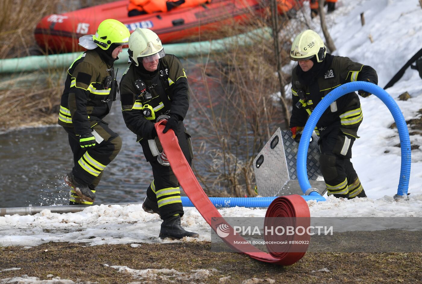 Учения по ликвидации ЧС, связанных с паводком