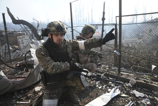 Бойцы спецназа МВД Чечни в Мариуполе