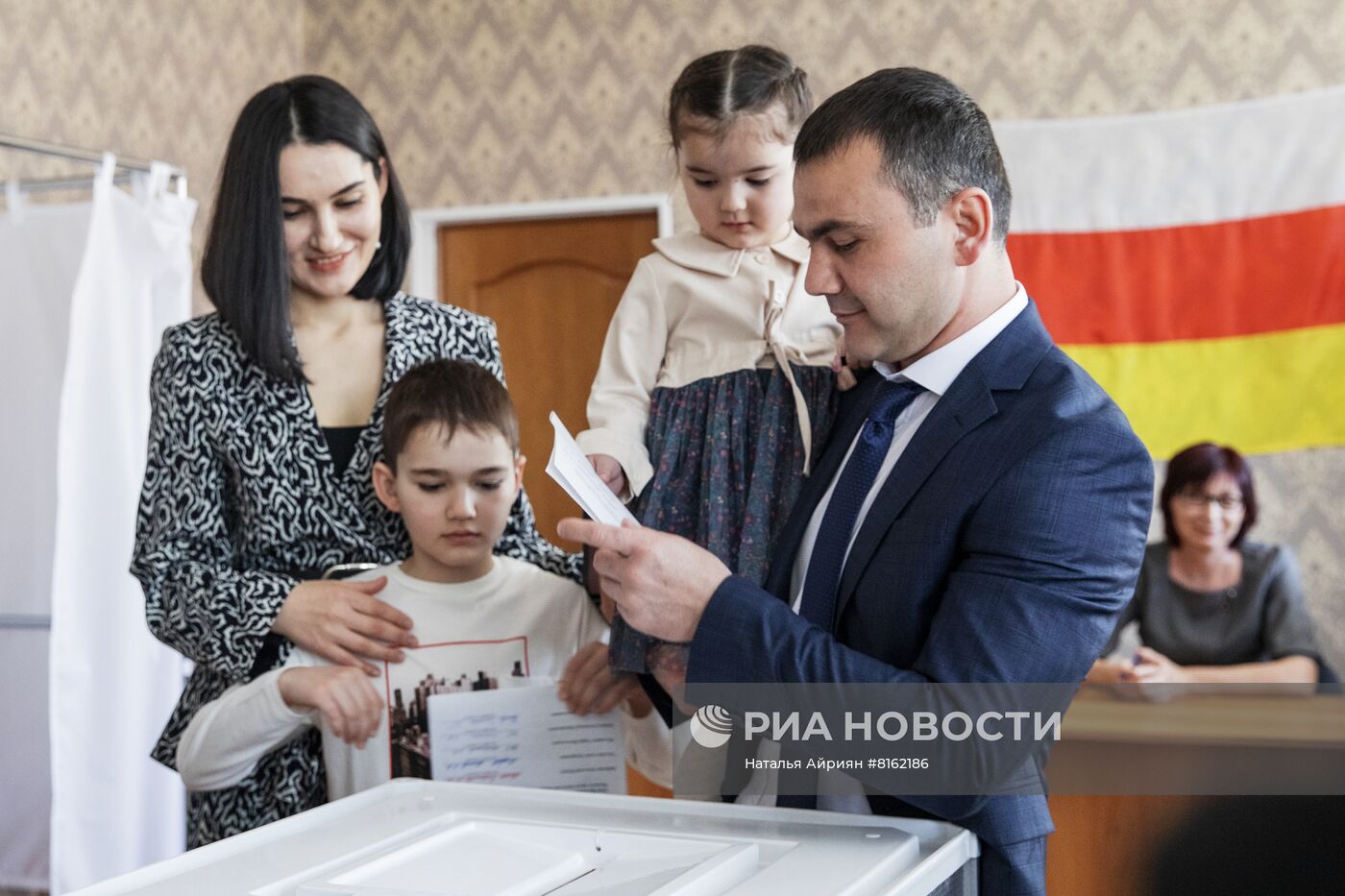 Выборы в Южной Осетии