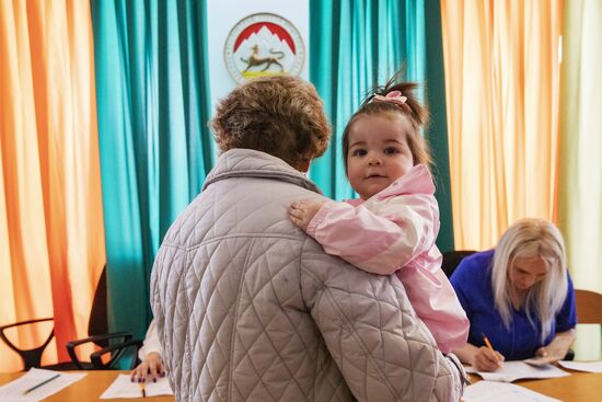 Выборы в Южной Осетии