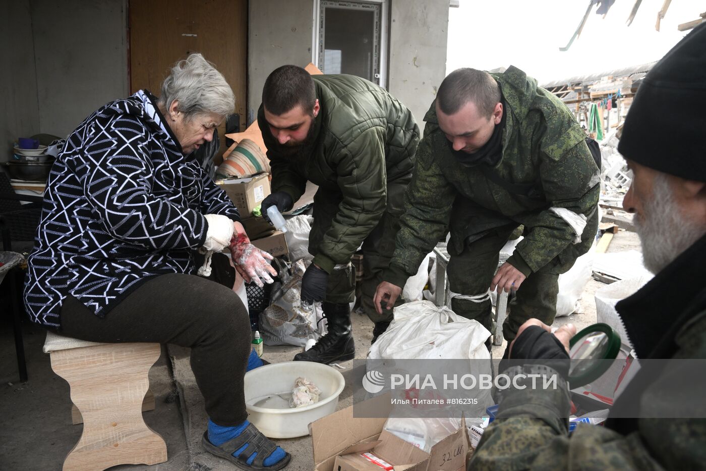 Продолжается освобождение Мариуполя