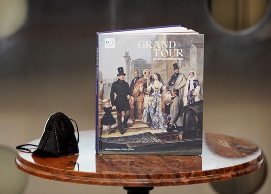 Возвращение экспонатов из Европы в "Эрмитаж"