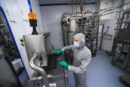 Лаборатория по производству вакцины "Конвасэл" для профилактики covid-19