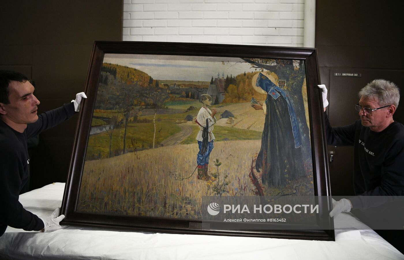 Возвращение российских картин с выставок из Италии и Японии в Россию
