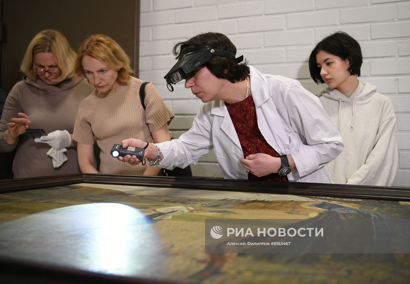 Возвращение российских картин с выставок из Италии и Японии в Россию