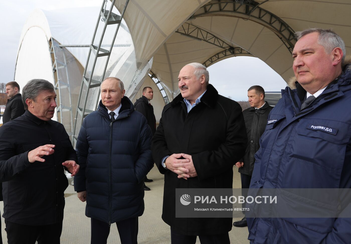 Рабочая поездка президента РФ В. Путина в Дальневосточный федеральный округ