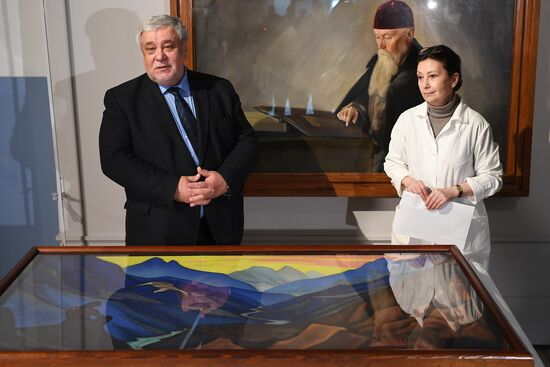 Возвращение российских картин с выставок из Италии и Японии в Россию