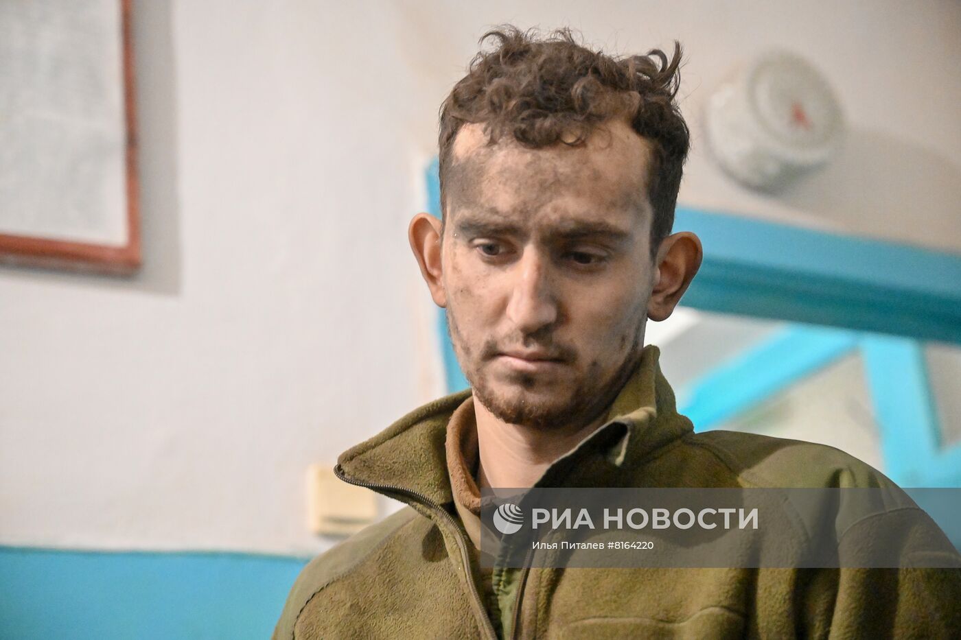 Военнопленным ВСУ оказывают помощь в Новоазовской ЦРБ