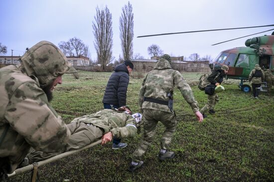 Работа медиков из ДНР и РФ в Новоазовской ЦРБ