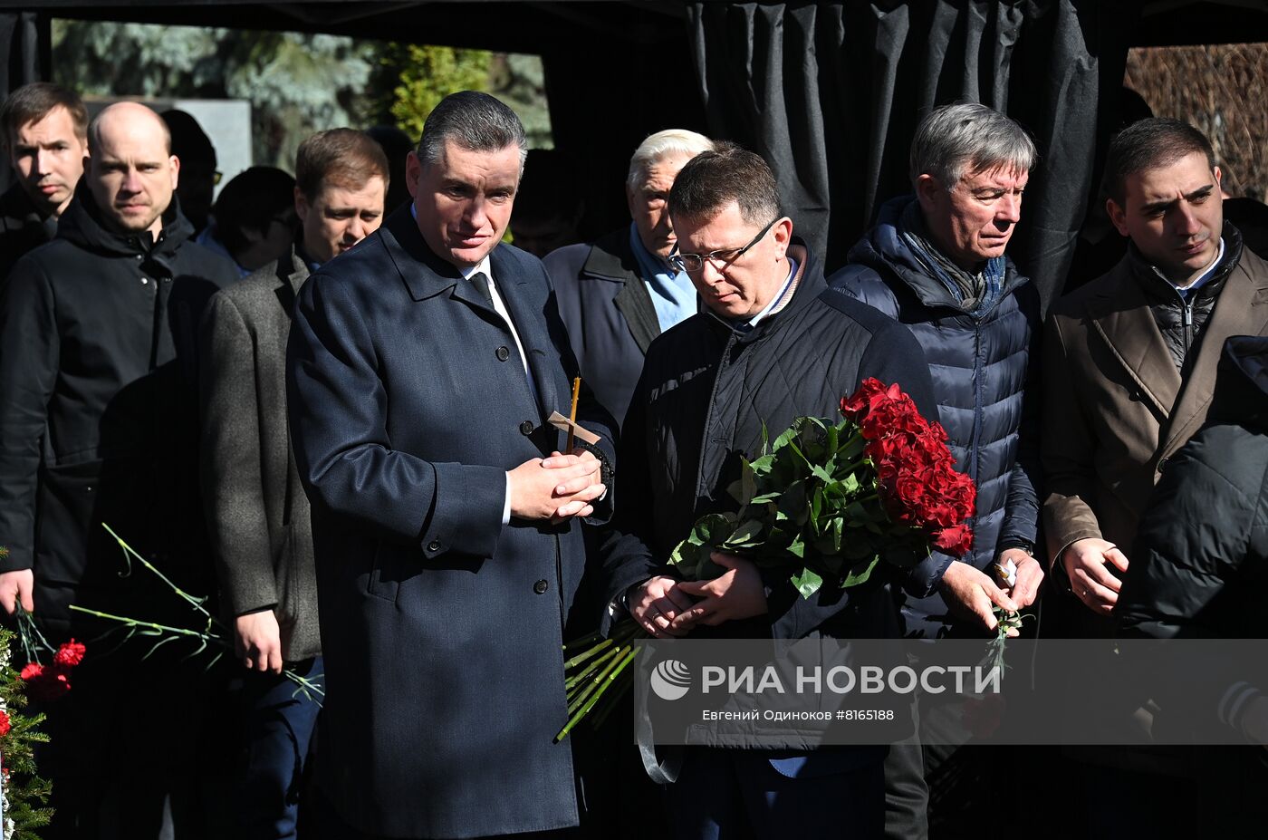 Мероприятие памяти  Владимира Жириновскому на Новодевичьем кладбище