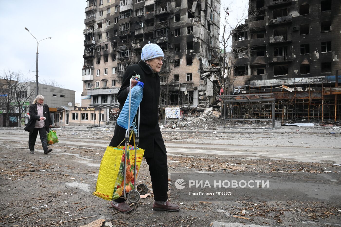 Продолжается освобождение Мариуполя