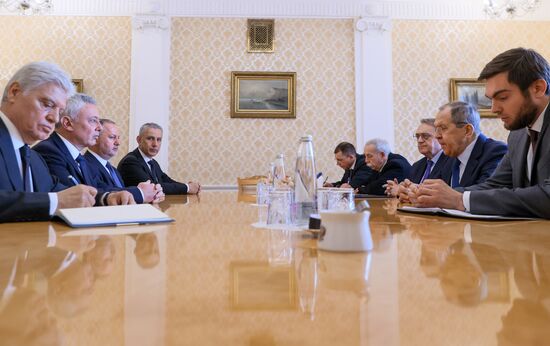 Встреча главы МИД РФ С. Лаврова с председателем Ливанского христианского движения "Марода" С. Франжье