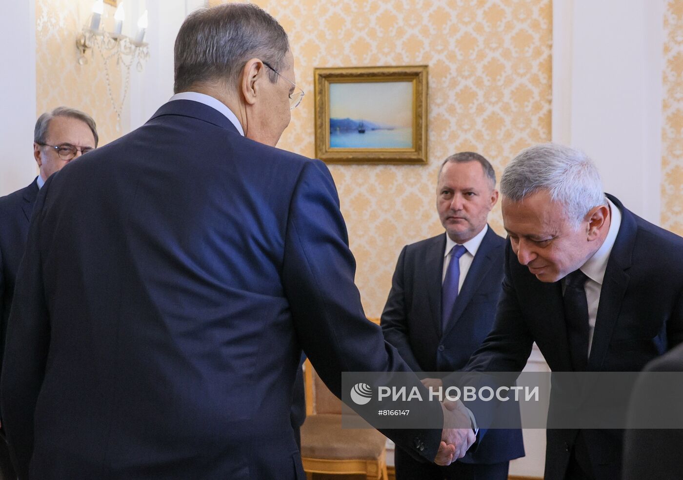 Встреча главы МИД РФ С. Лаврова с председателем Ливанского христианского движения "Марода" С. Франжье