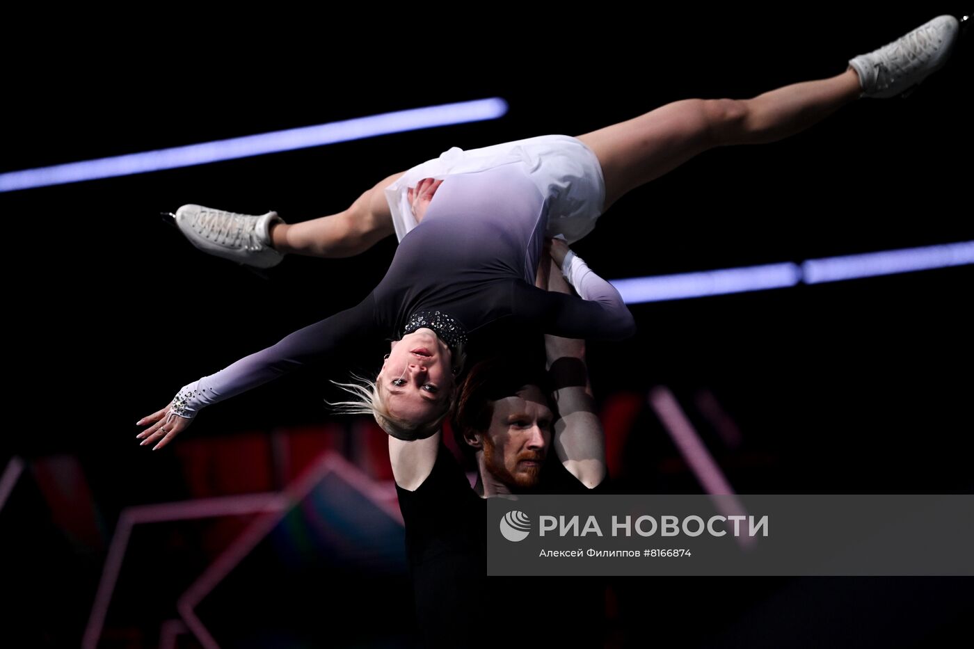 Юбилейное гала-шоу "Ледниковый период"