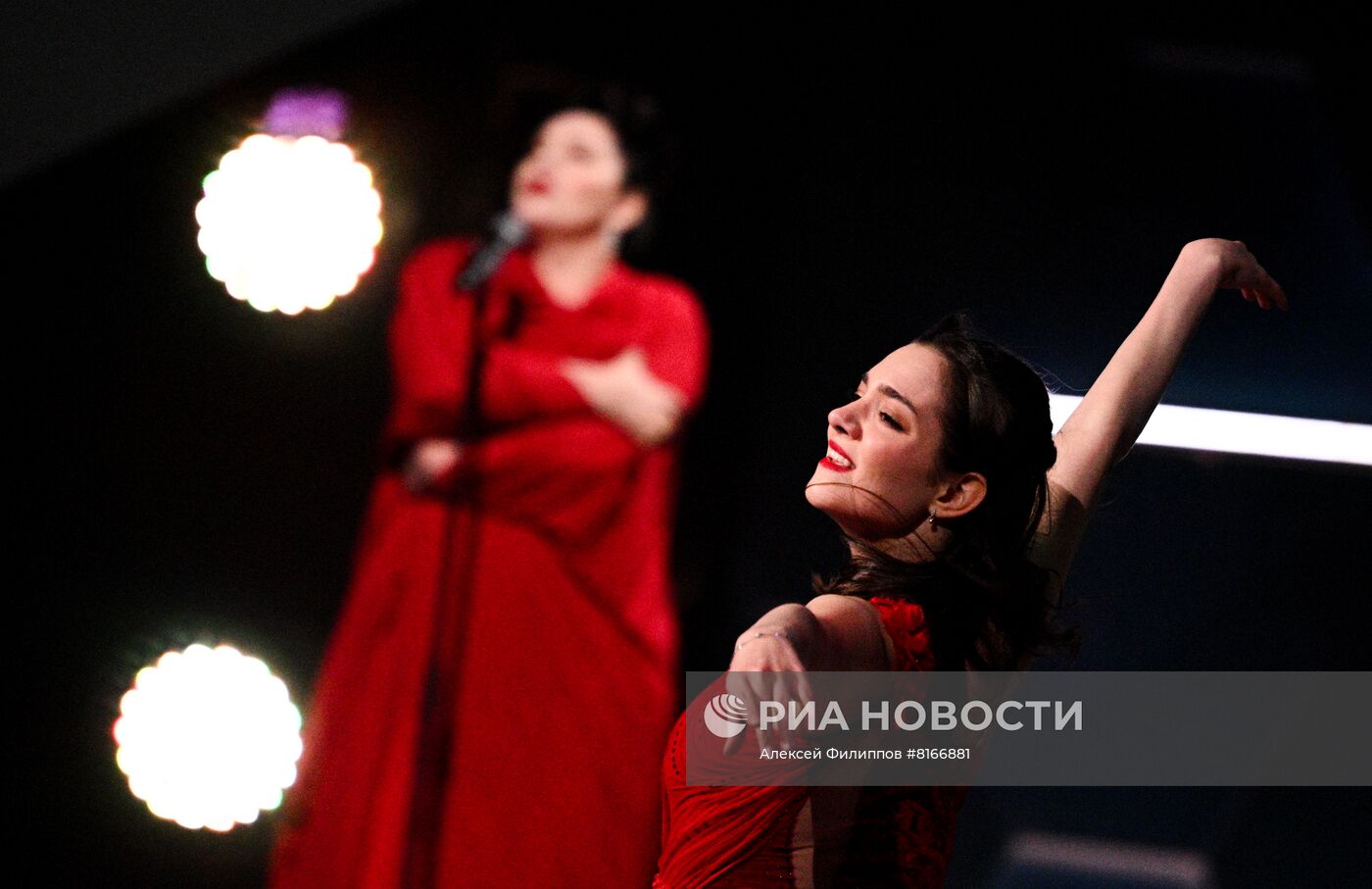 Юбилейное гала-шоу "Ледниковый период"