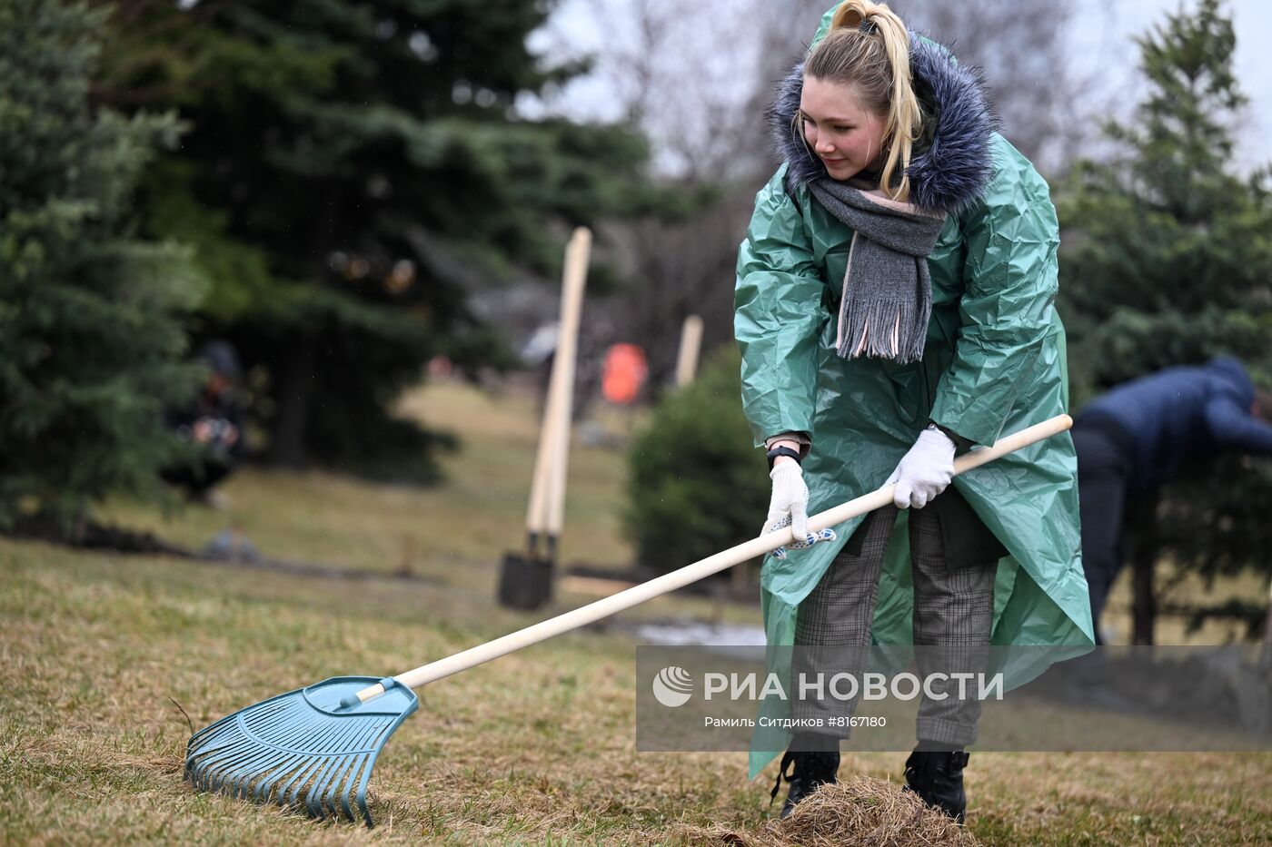 Общегородской субботник в Москве