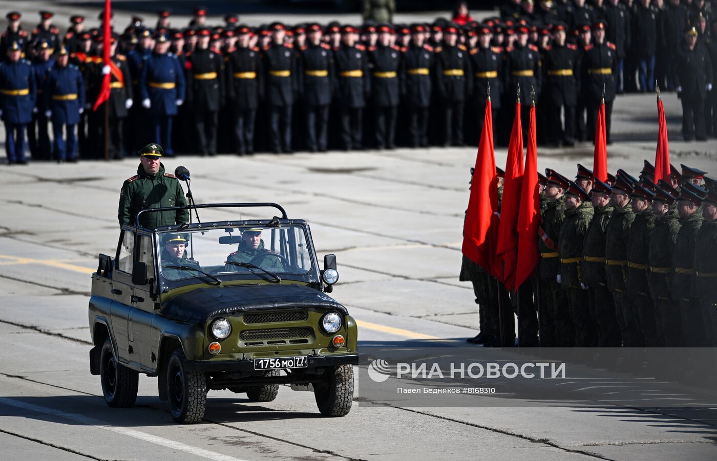 Совместная репетиция парада Победы на полигоне Алабино