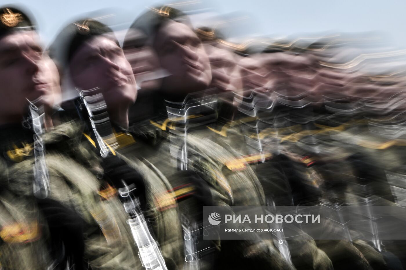 Совместная репетиция парада Победы на полигоне Алабино