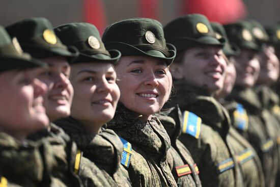 Совместная репетиция парада Победы на полигоне Алабино 