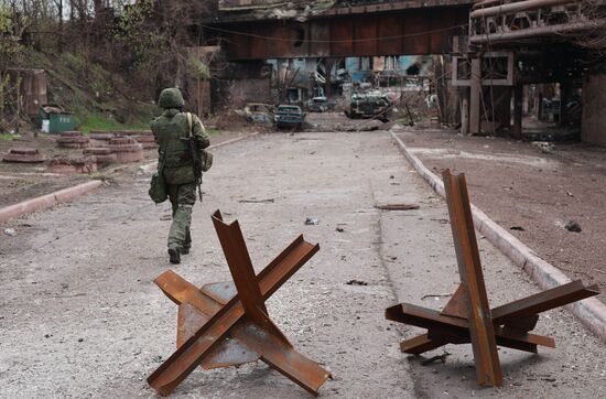 Комбинат имени Ильича в Мариуполе после освобождения от боевиков