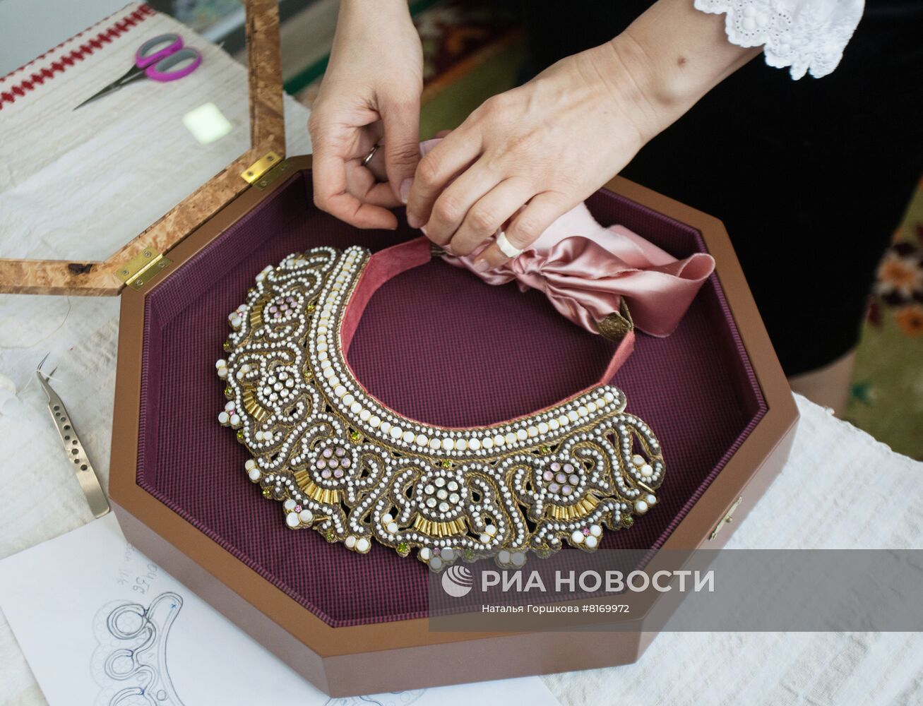 Изготовление кокошников ручной работы в Тюмени