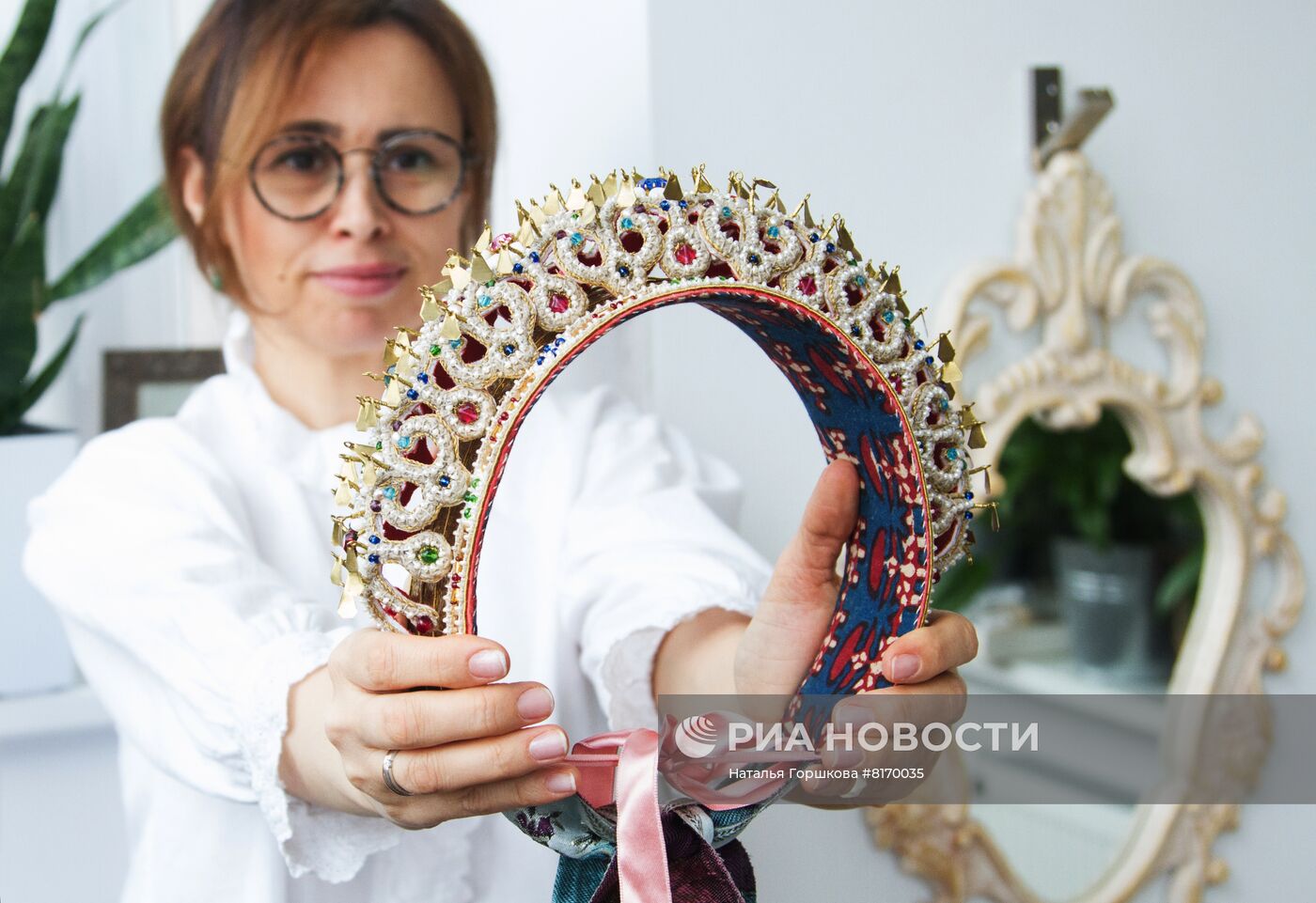 Изготовление кокошников ручной работы в Тюмени