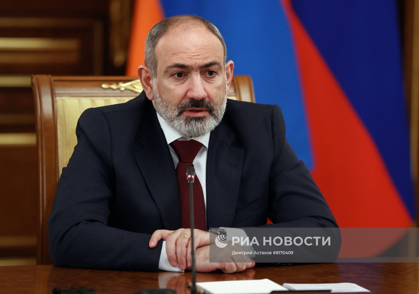 Премьер-министр РФ М. Мишустин встретился с премьер-министром Армении Н. Пашиняном