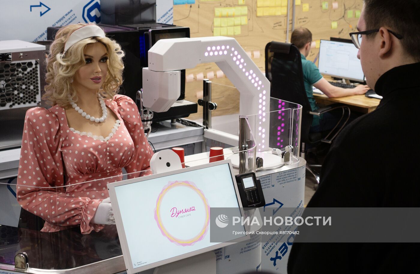 Роботизированное кафе в пермской компании "Промобот"