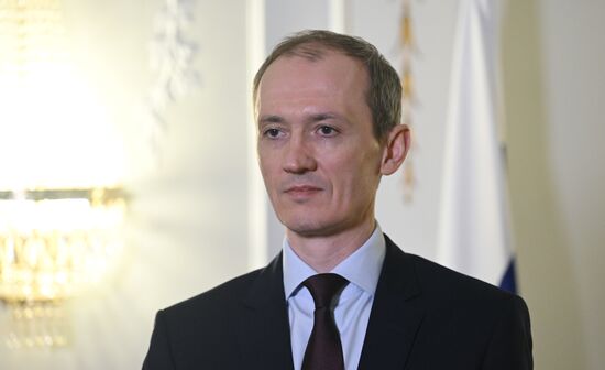 Вице-премьер Д. Григоренко провёл совещание по вопросам развития городского электрического транспорта в регионах