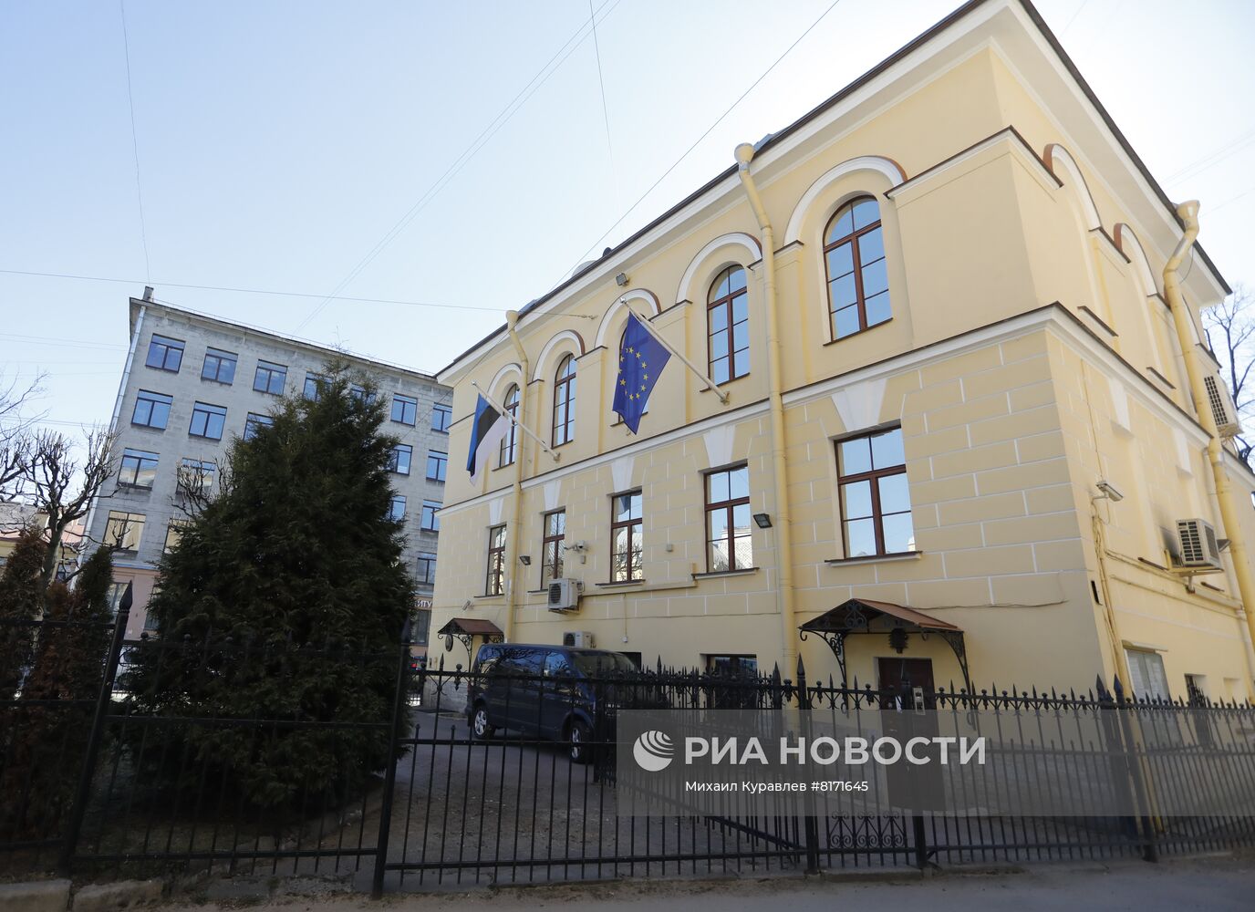 Закрытие консульств Латвии, Литвы и Эстонии в Санкт-Петербурге