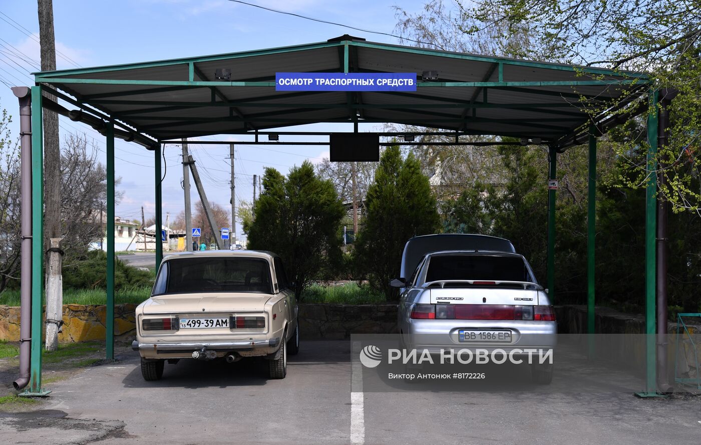 Замена украинских автомобильных номеров на номера ЛНР в Старобельске