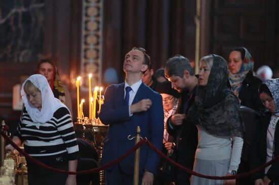 Патриаршее служение и освящение куличей в Храме Христа Спасителя