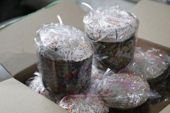 Доставка и разгрузка гуманитарной помощи в Харьковской области