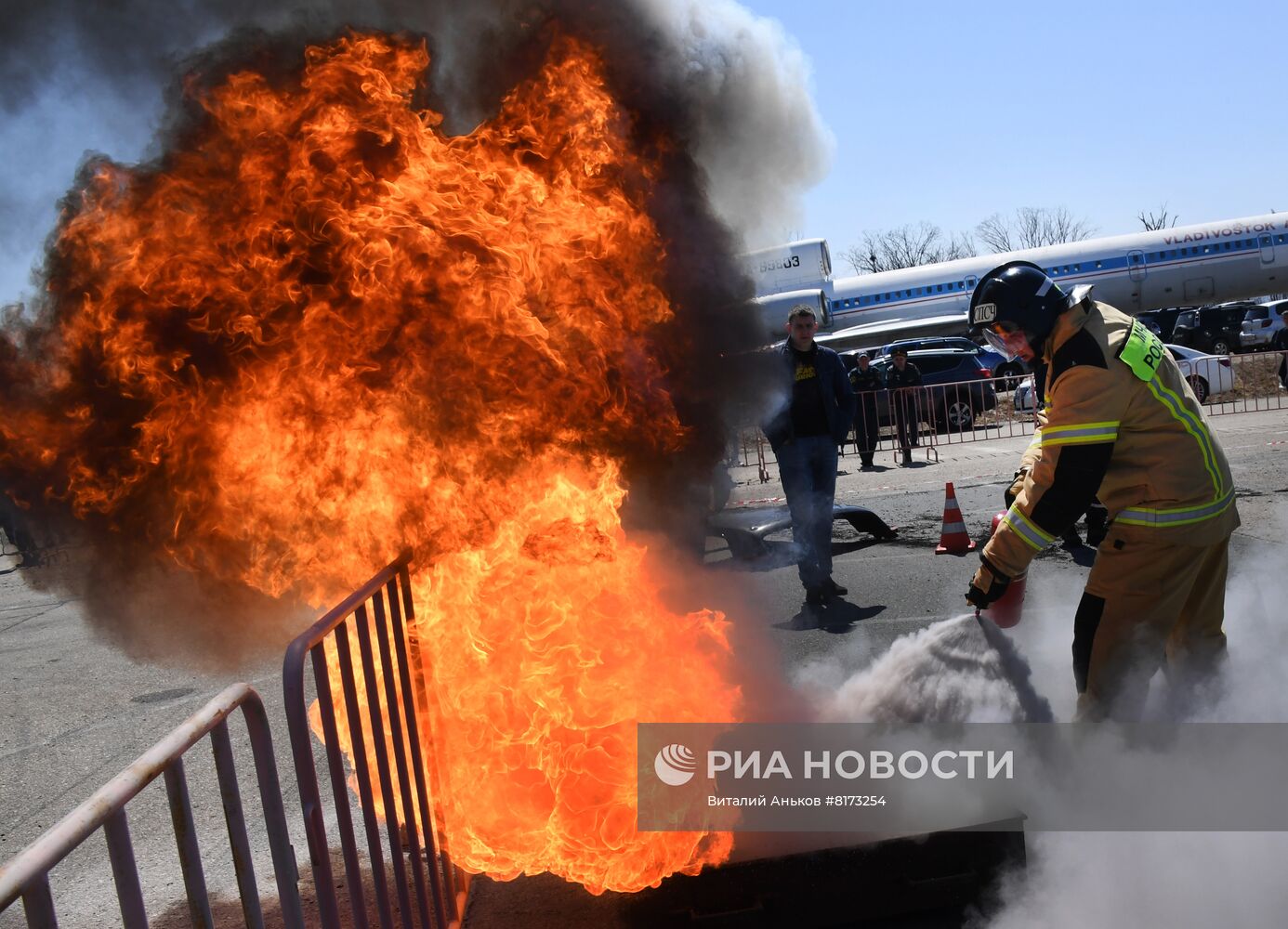 Соревнования дальневосточных команд МЧС РФ во Владивостоке