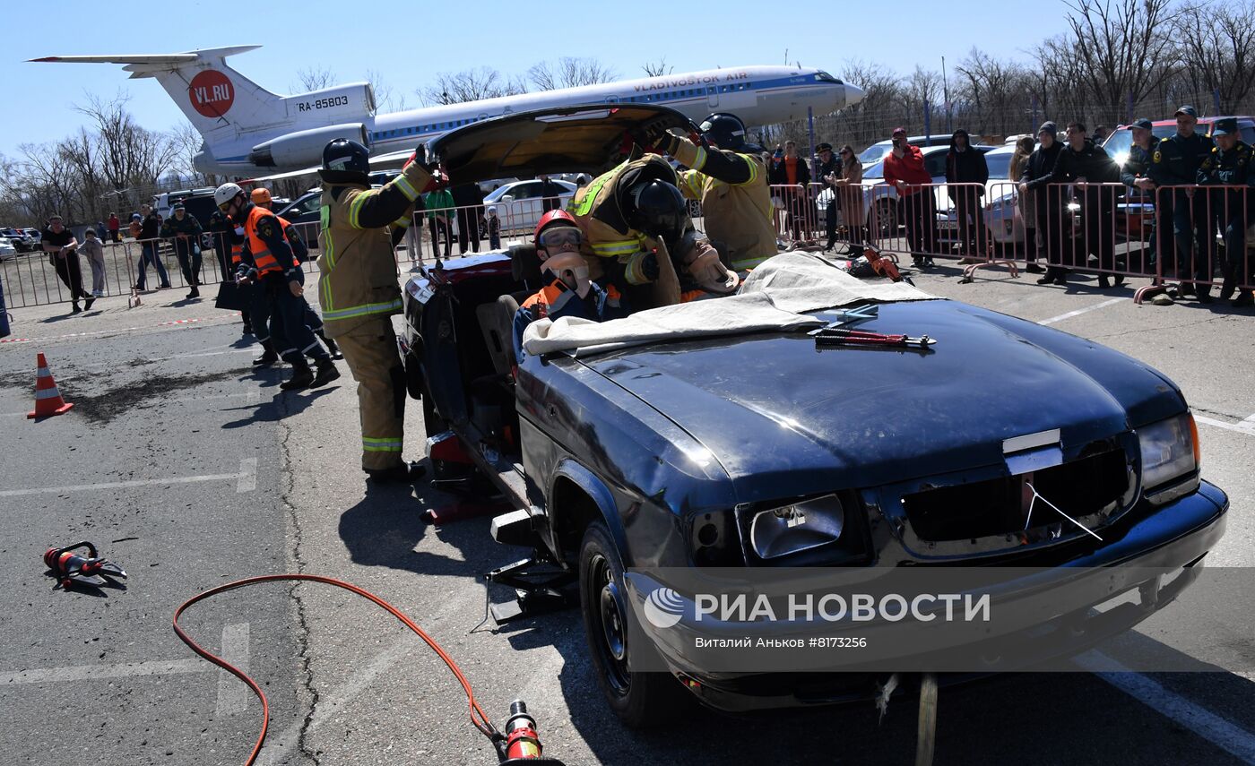 Соревнования дальневосточных команд МЧС РФ во Владивостоке